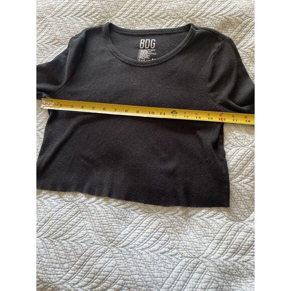 BDG Girlfriend Ribbed Cropped Long Sleeve Crew Neck Basic Tee Black Size Medium - Picture 6 of 6